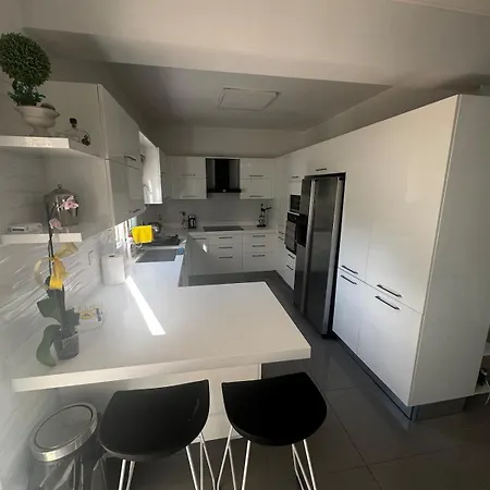 Girne, Private Close To The Sea And